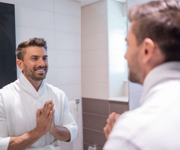 بیماری با خود حرف زدن با علت و فواید