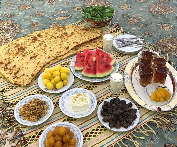 سحری چی بخوریم و چی نخوریم + بهترین غذا برای سحری