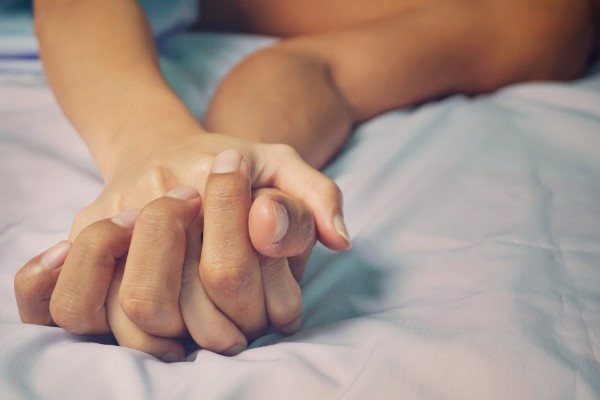 عفونت های منتقله از راه جنسی (STI) از بیماری ریزش موی سر