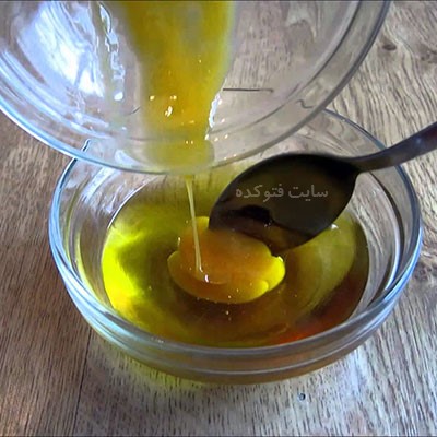 ترمیم موی سوخته و آسیب دیده با روغن زیتون و تخم مرغ