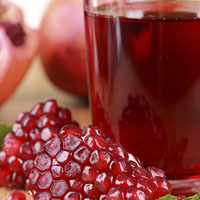 16 خاصیت شگفت انگیز آب انار برای مردان و زنان