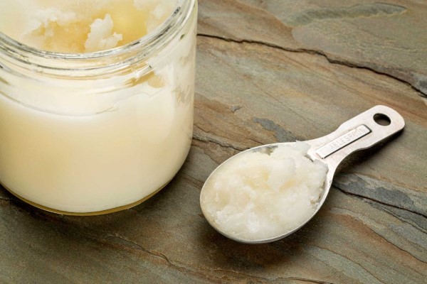 روغن نارگیل از بهترین روغن مرطوب کننده پوست