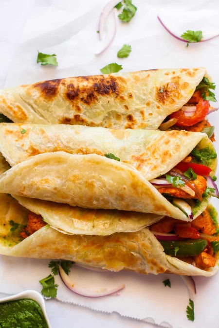 نکاتی درباره مواد اولیه رول های کاتی مرغ