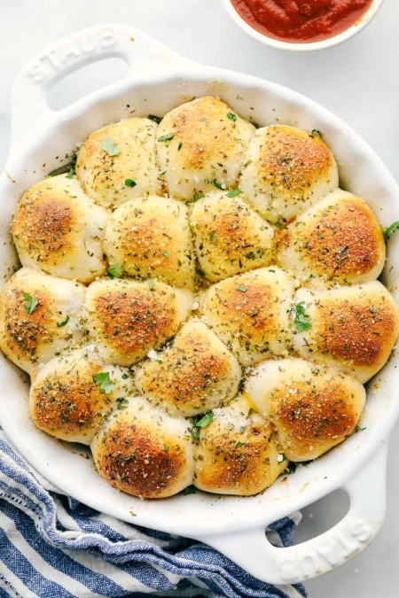 طرز پخت پیتزاهای شکم پر روش درست کردن پیتزاهای شکم پر